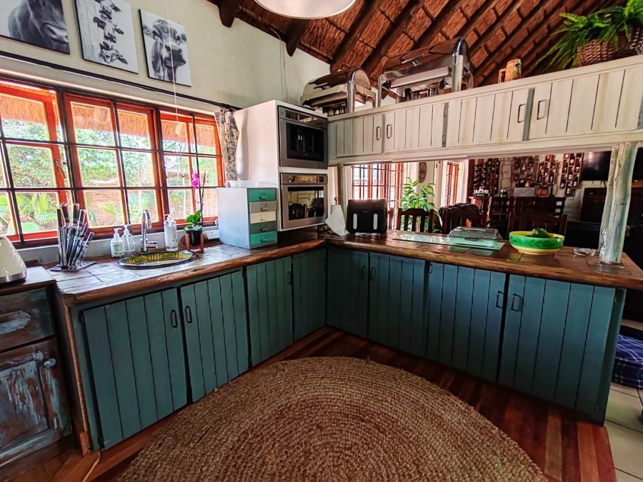 4 Bedroom Property for Sale in Van Der Hoff Park North West
